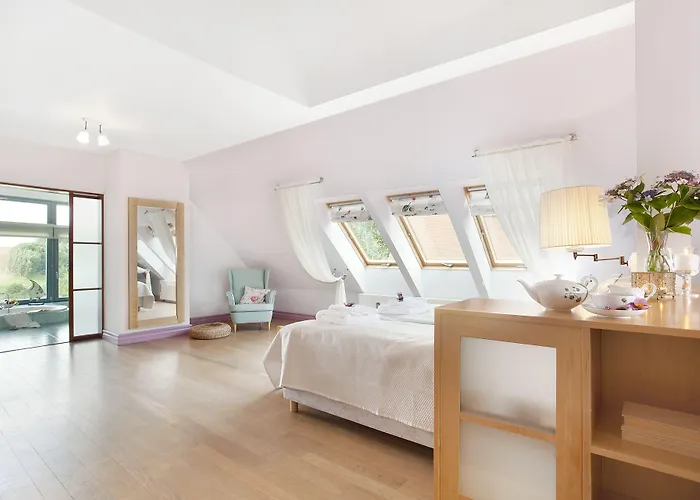 Semesterbostad Kashubian &