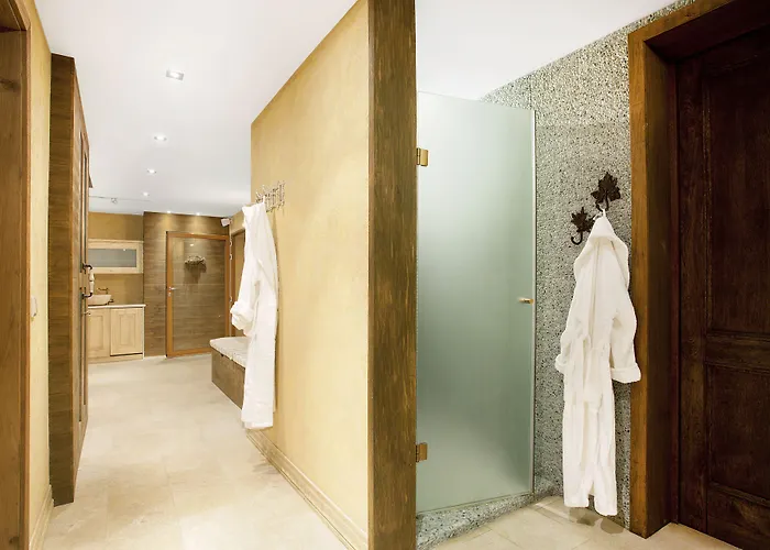 Kashubian & Semesterbostad Starkowa Huta