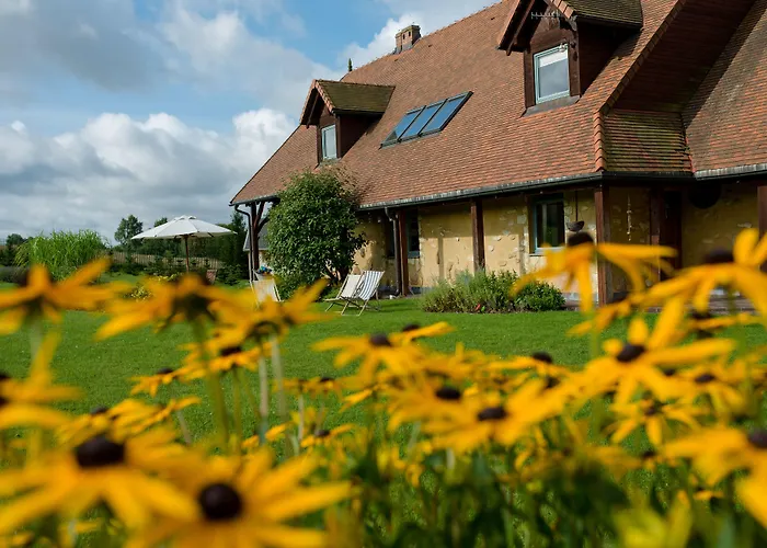 Kashubian & Semesterbostad Starkowa Huta