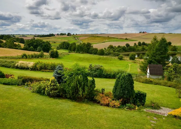 Semesterbostad Kashubian & *